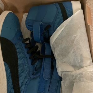 EUC Retro Puma Sky Hi II